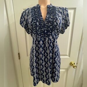 Navy and White Patterned Tunic Top